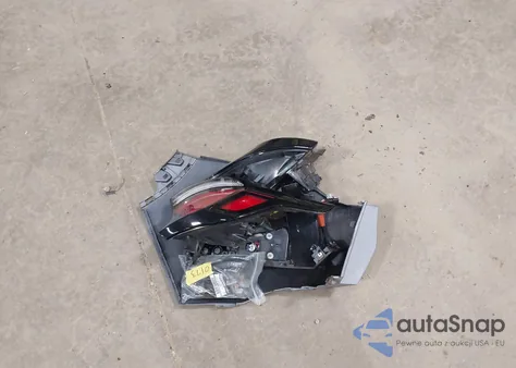 2024 Kia Sportage Ex z USA, uszkodzony, nr VIN 5XYK3CDF2RG187099